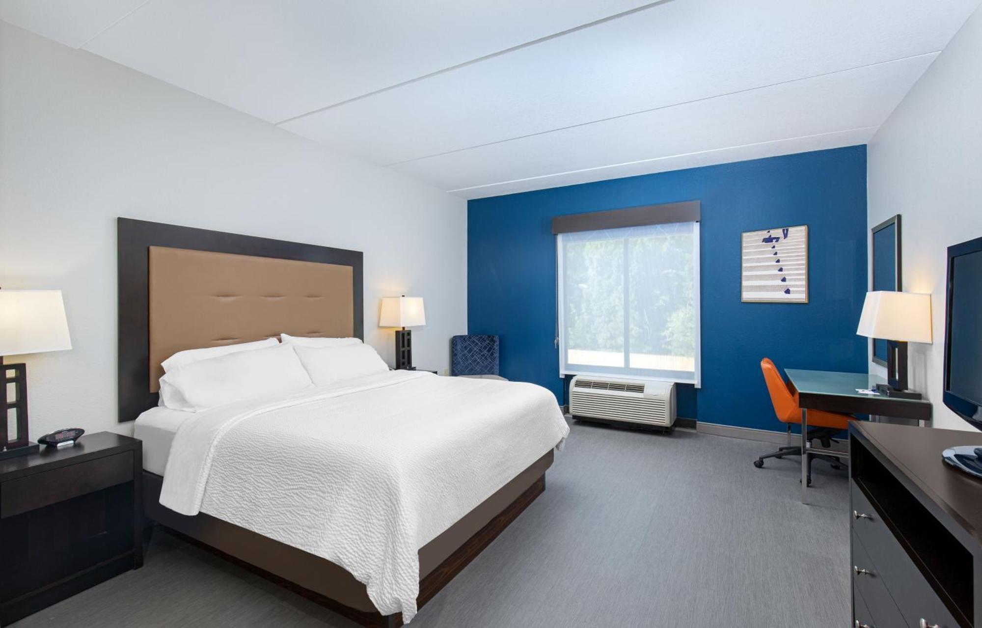 Holiday Inn Express & Suites - Cleveland Northwest By Ihg Екстер'єр фото