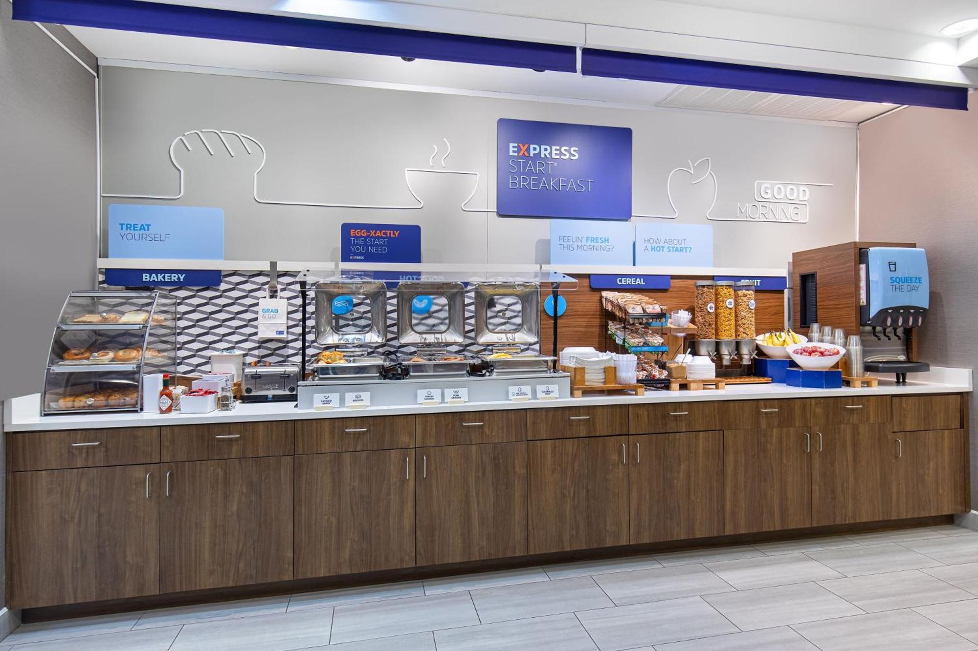 Holiday Inn Express & Suites - Cleveland Northwest By Ihg Екстер'єр фото